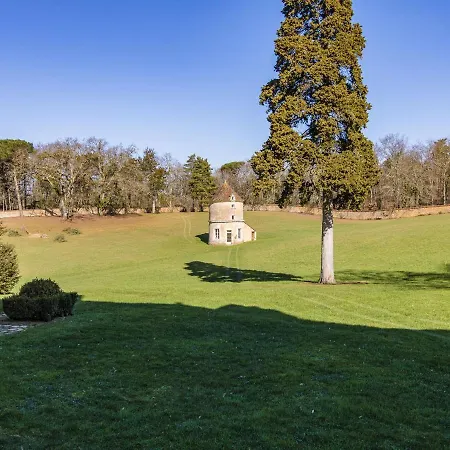 Luxurious Mansion With Swimming Pool In Aquitaine Holiday home *