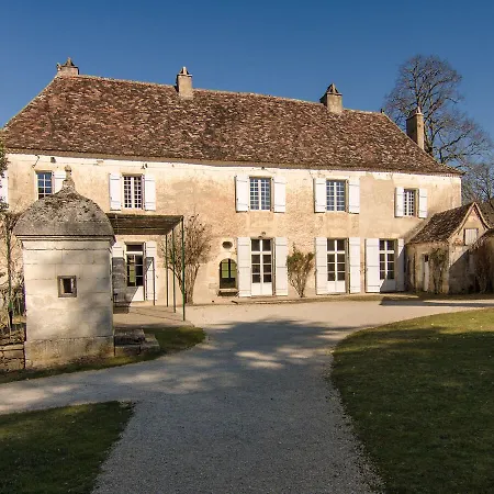 Luxurious Mansion With Swimming Pool In Aquitaine *