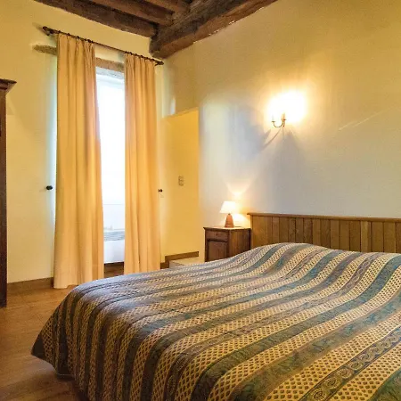 Holiday home Luxurious Mansion With Swimming Pool In Aquitaine